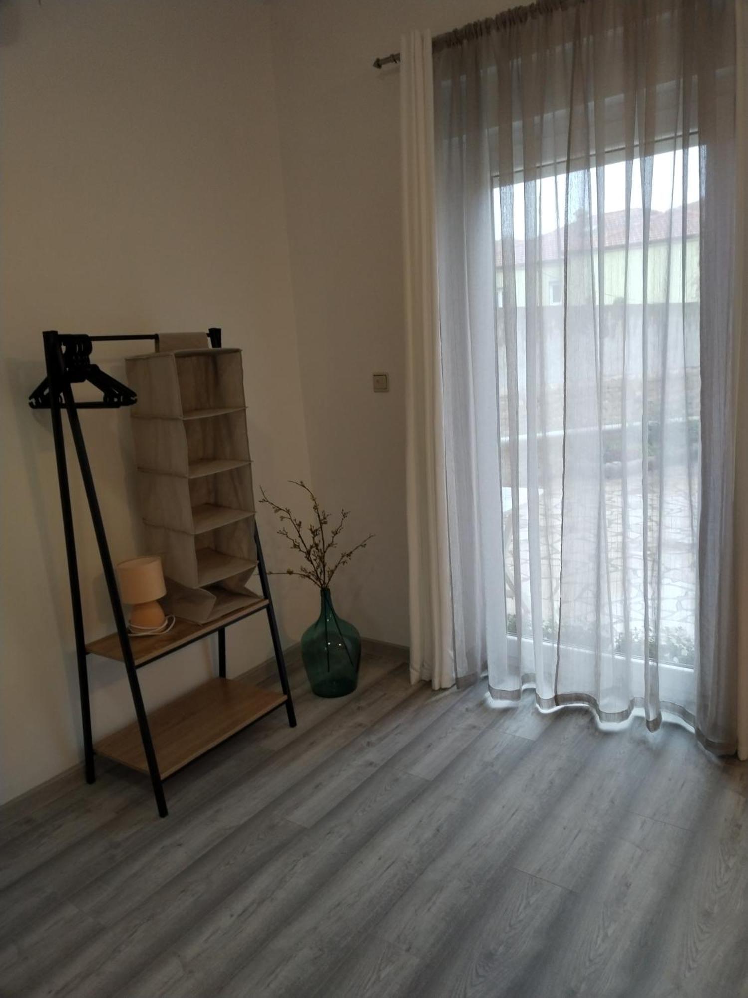 Apartments Mirijana 普拉 外观 照片